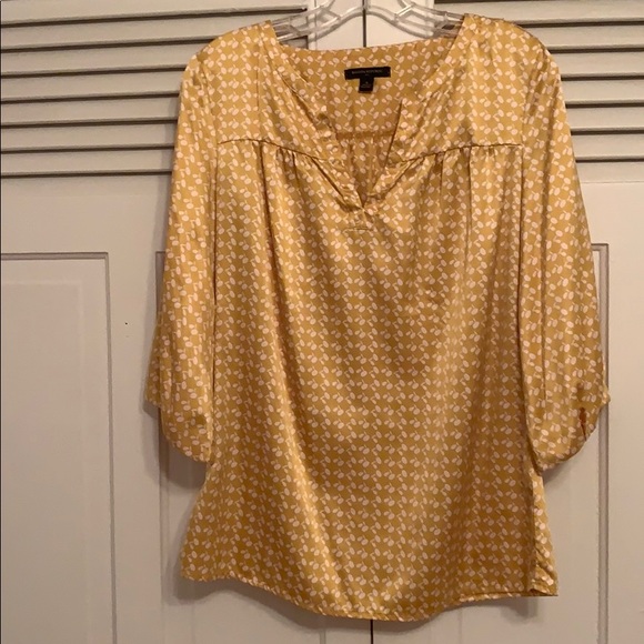 Banana Republic Tops - Banana Republic blouse